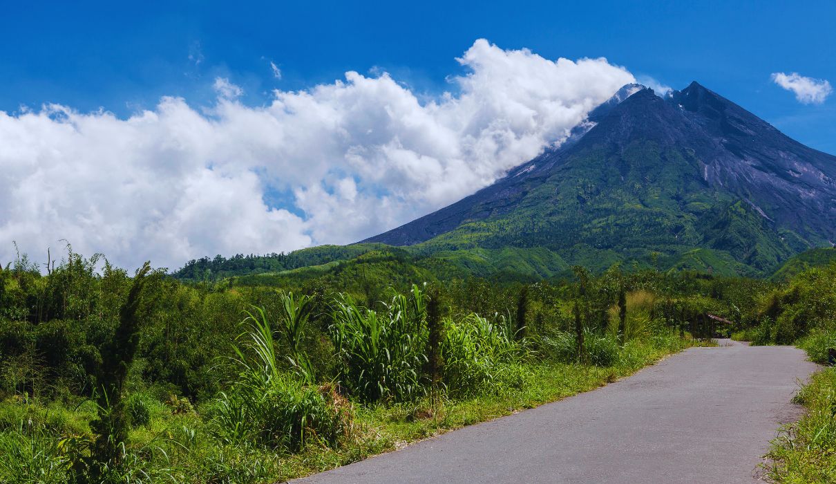 Paket Long Jeep Wisata Merapi Jogja